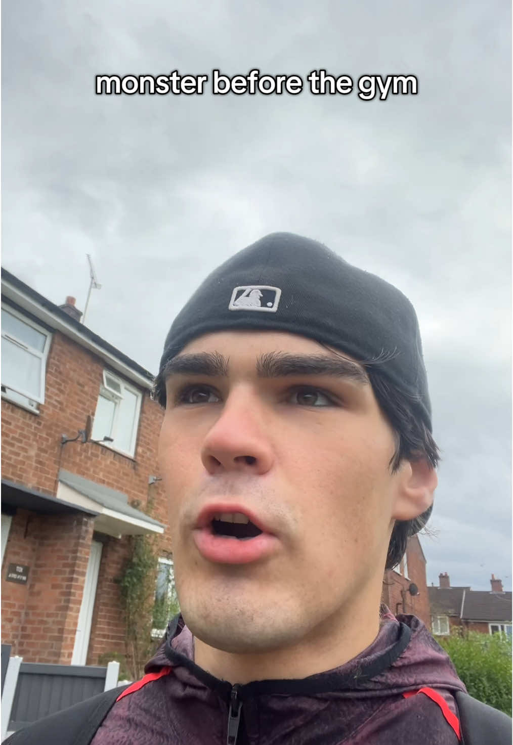 im saying this as im walking yo buy one #GymTok #gymhumor #monsterenergy #preworkout #bodybuilding 