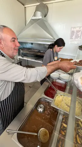 Adıyaman Kavurmacı Feyzi Ustamdan Şerbetli Et Kavurma Servisi…😋😋 #türkiye #adıyaman #kavurma #gurmemarask 