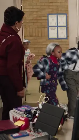 100 years old has never looked better😭  #abbottelementary #comedy #kids #funnykids #tv 