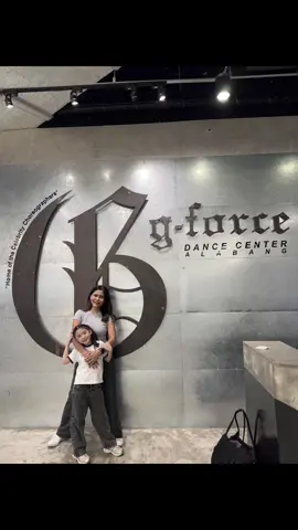 Gantong mother and daughter bonding naman. 💃 Letting my daughter join my class, para naman makita niya yung hobby ko. And I’m glad I did! We both enjoyed kahit medyo nagstruggle si bebs sa hiphop.  This is adult beginner hiphop class at @G-Force Official Alabang branch. DC by Teacher Jonric. #gforce #dance #dancetutorial #motheranddaughter #motheranddaughterbonding 