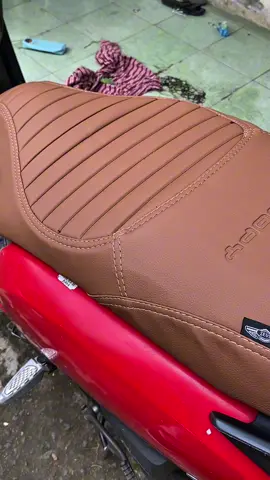 Yang kulit jok nya udah rusak mending beli ini #coverjok#coverjokcaferacer #kulitjokcaferacer #trending #viralvideo #foryoupage #fyppppppppppppppppppppppp 