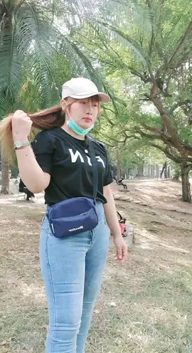 Bodyguard ku pokok e setia..🤣 * 861 * #fyppppppppppppppppppppppp #fypシ゚viral🖤tiktok #folllowers #efek #fypage 