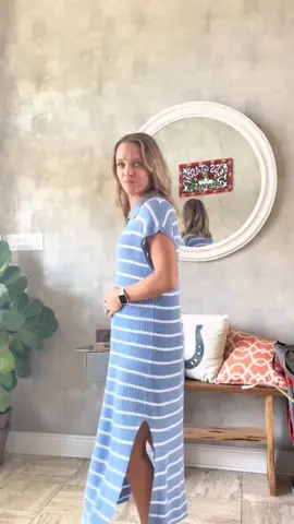 We are rollin’ now, Bebe.🤍 #16weeks #28weekspregnant  #pregnantmama #bumpdate #bumpstyle 