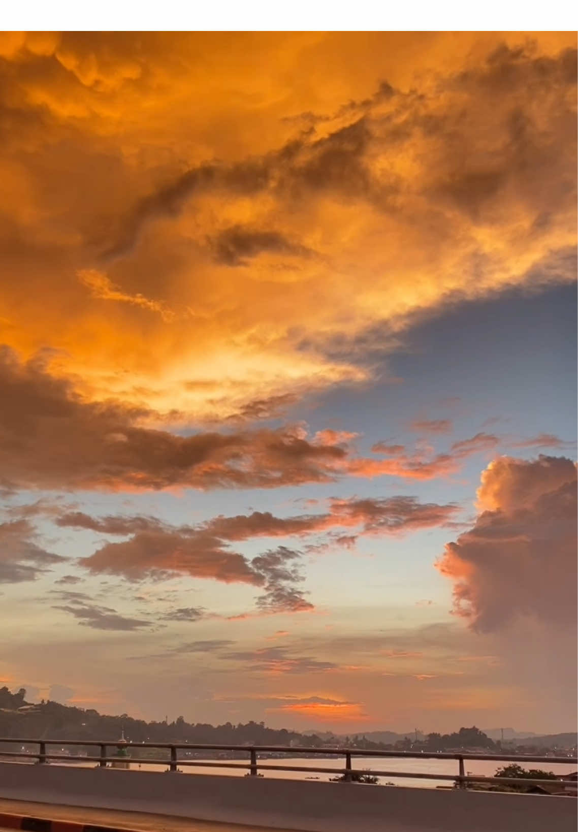 samarinda mode premium #promoseruweekend #sunset #samarinda #fyppp 