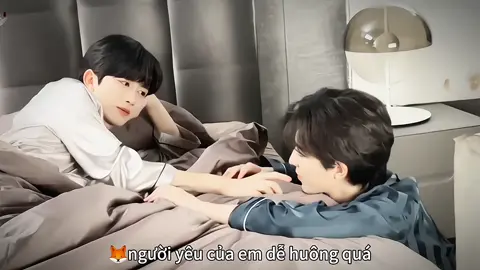 cục bông nhỏ của em ơi anh học ở đâu cái kiểu lườm bồ này zị, đáng iu quá rùi á#fakesub#hoangtinh #khaudinhkiet #themmuon #desire 