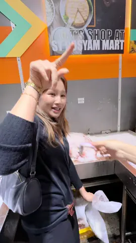sapa nak laksa mintak yuni ngan nabila