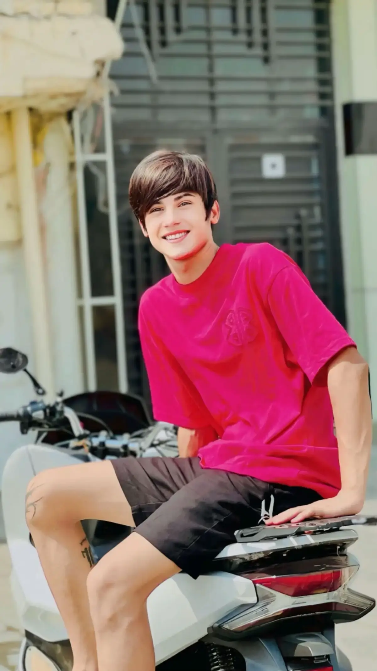 . . . . . . . . . . . . . . . . #تصميم_فيديوهات🎶🎤🎬 #عباراتكم_الفخمه📿📌 #الشعب_الصيني_ماله_حل😂😂 #كرة_قدم_عشق_لايتنهي💙❤️ #عبارتكم_فخمة🖤💉🥀 