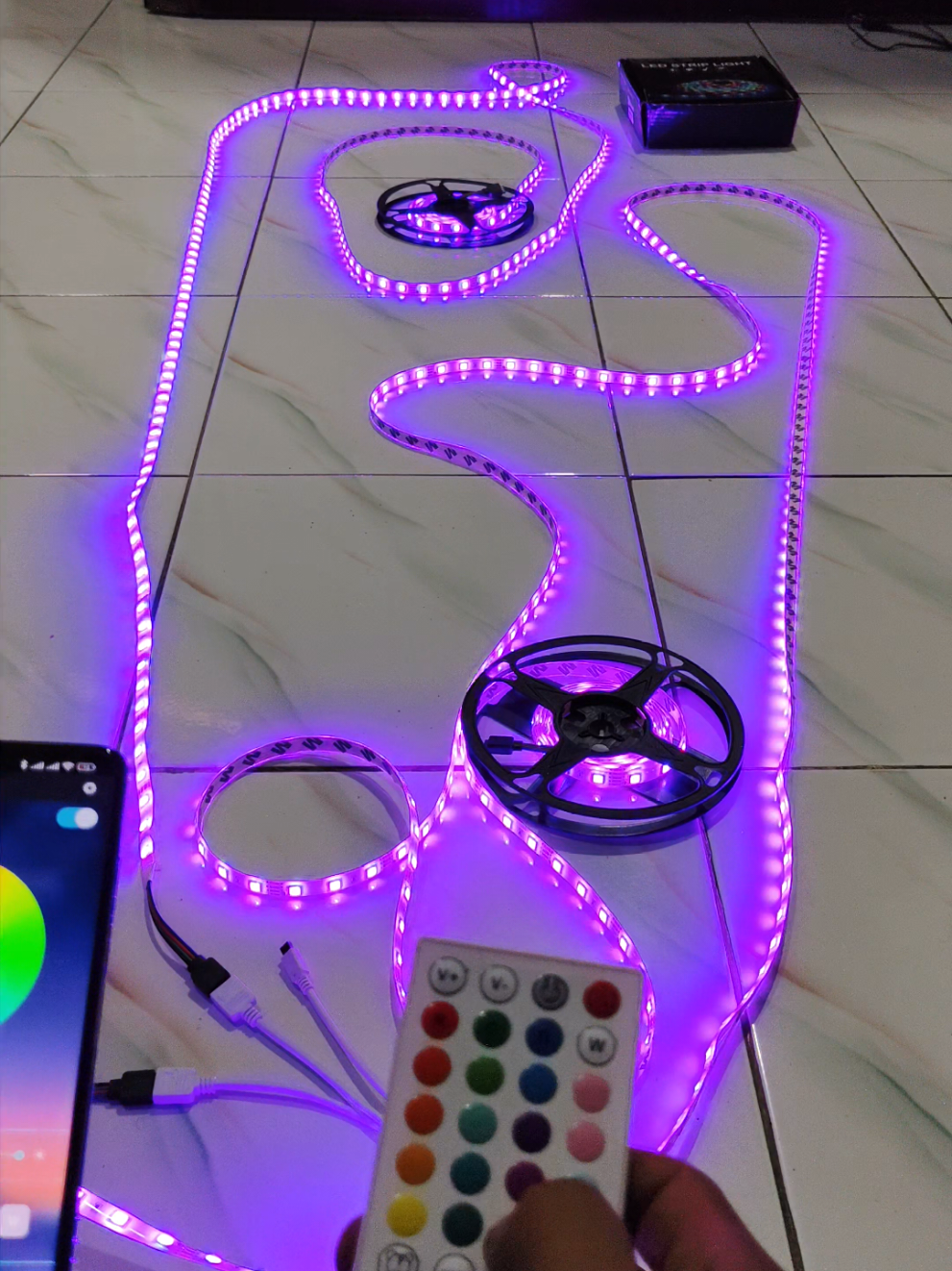 lampu plafon led strip rgb 5050 sensor suara APK HP #lampuplafon #ledstriprgb #ledstriplights #ledstrip #lampuwarnawarni 