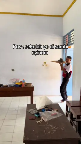 sekolah yo nyinom #karangtarunaindonesia #jurusanaudiovideo #tav43 @FOKUSMUSPLA 