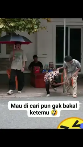 yuk ketawa bareng.... #ketawa#komedi#lucu#kocakhabis#prank  #ngakak#kocakabis #komeditiktok 