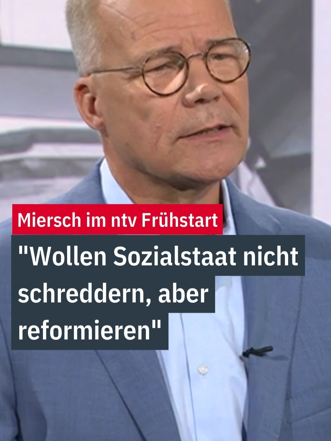 Im ntv #Frühstart spricht SPD-Fraktionschef Matthias #Miersch über die neue politische Aufbruchsstimmung nach dem Koalitionsausschuss. Es geht um das Haushaltsdefizit 2027, die Belastung des Sozialstaats und die Frage, wie Regierung und Koalitionspartner mit der Finanzierung sozialer Leistungen umgehen und welche Reformen notwendig sind. 👆Klickt auf den grünen Button für das ganze Gespräch 📲Immer aktuell informiert seid ihr mit der ntv App. #ntv #nachrichten