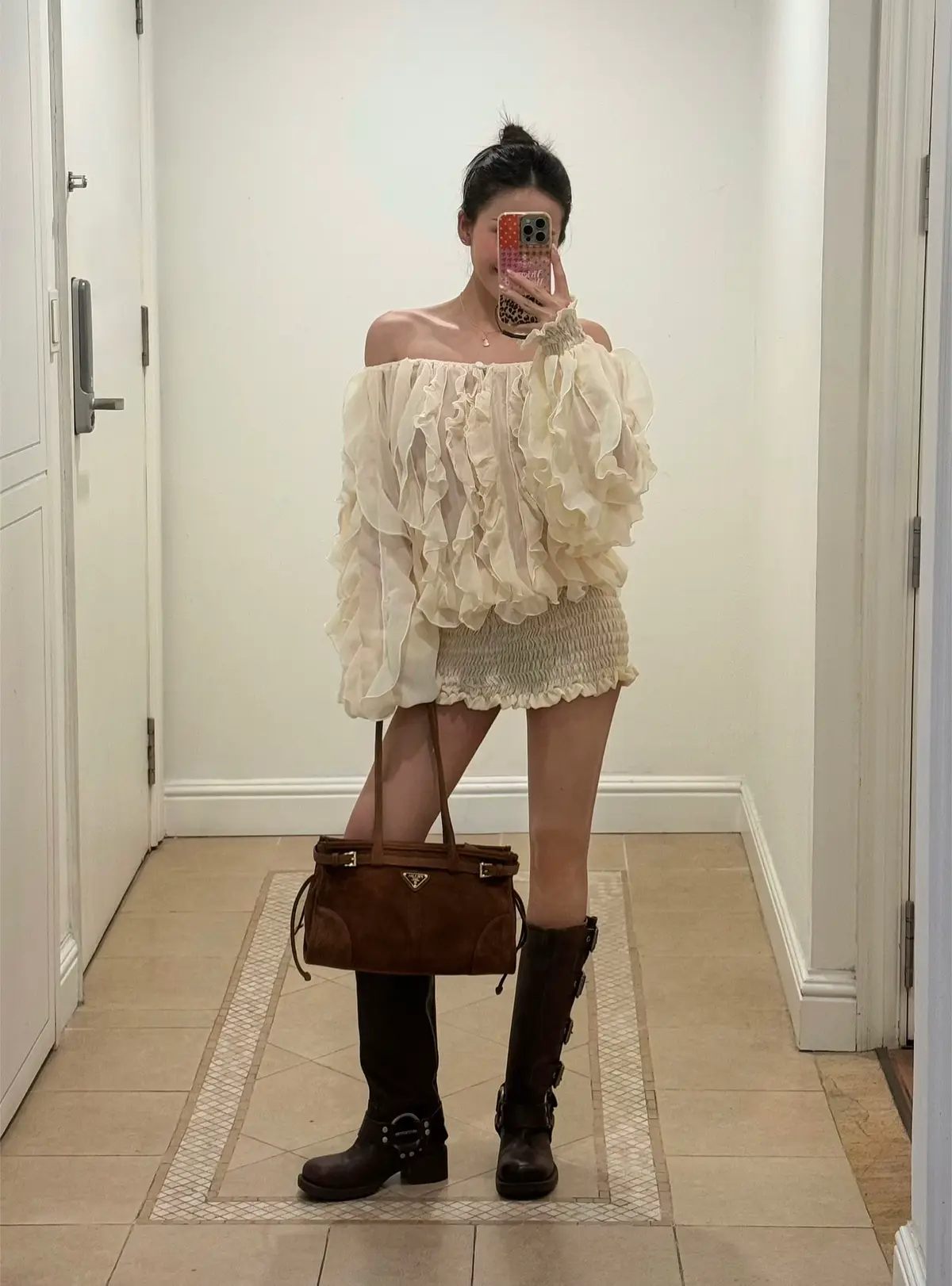 Syria dress màu cream siêu hot vừa được restock nàng nào chưa kịp săn thì inbox ngay cho shop kẻo hết hàng lại chờ lâu nè 🤗😙 #vintagegout #xuhuong 