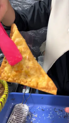 Pangsit isi ayam + bon cabe, Maknyusss🤤 #paruikkanyang #kuliner #sawahlunto #enak 