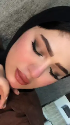 مكياج مناسبات او للجامعة لطيف خفيف 🥹🥹#الشعب_الصيني_ماله_حل #اكسبلو #اكسبلوررر #اكسبلورررررررررررررررررررر #tiktoklive 