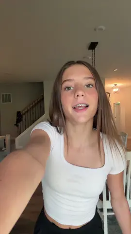 messed up the lyrics a lil #viral 