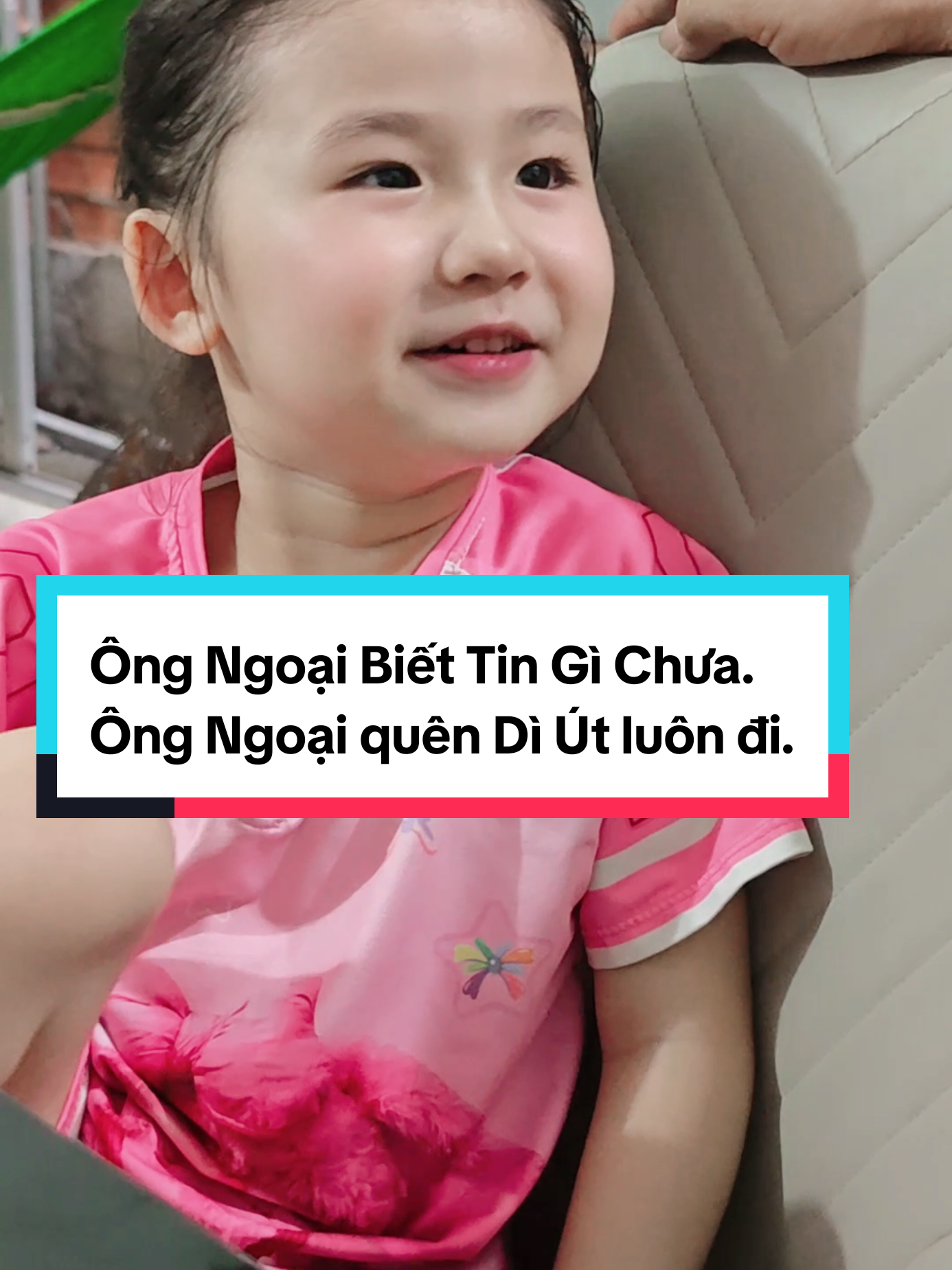 Tầm Này Thì Ông Ngoại Nên Tập Trung Rosie và đừng mong gì Dì Út nữa😄#tamtrieudang #letamtrieudang #vimeanhphanchiatay vimeanhphanchiatay#xuhuongtiktok @TAM TRIỀU DÂNG OFFICIAL 