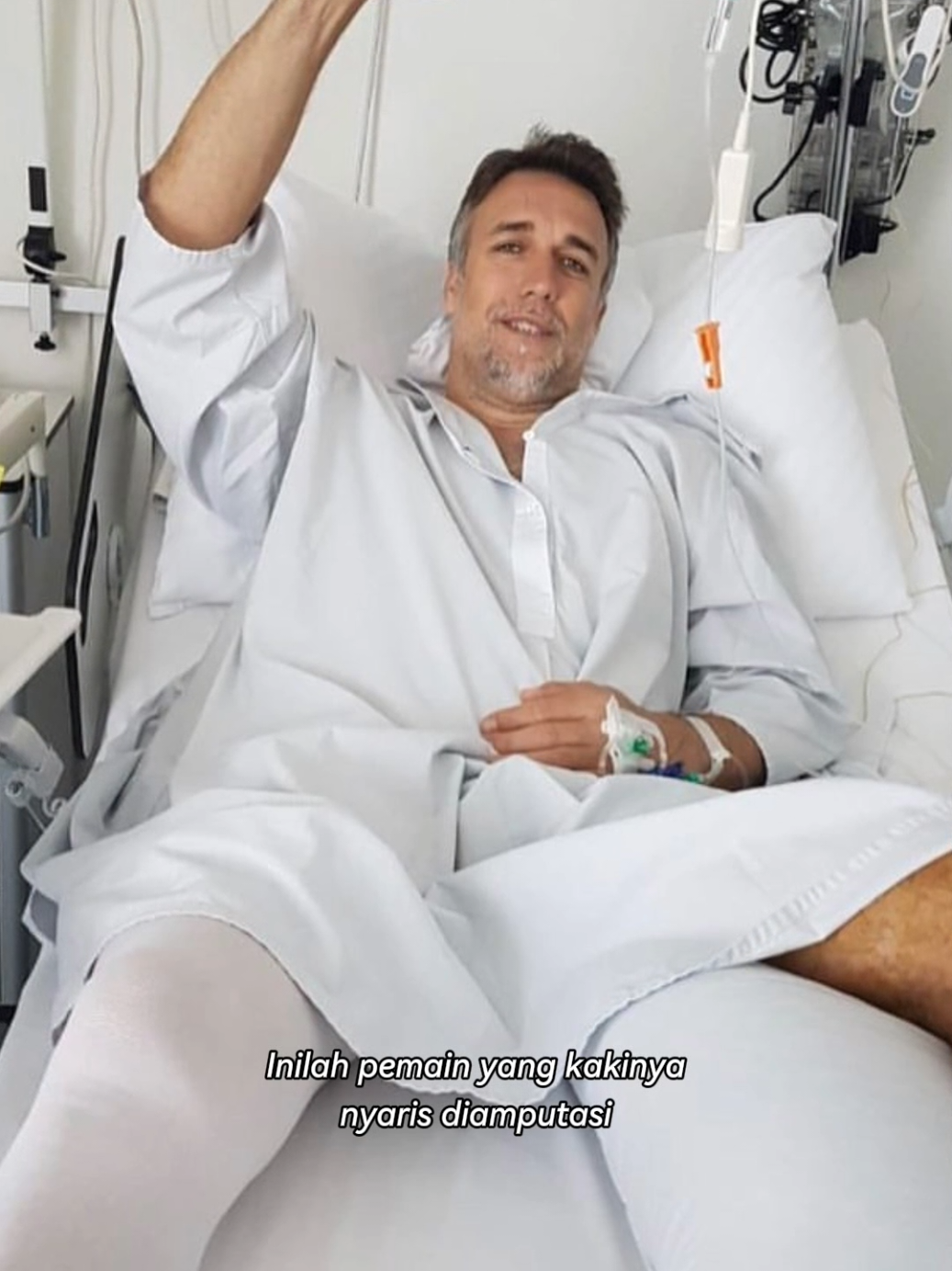Pemain yang nyaris kakinya diamputasi😱 #sepakbola #football #batistuta 