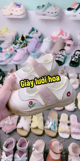 Giày lưới hoa xinh mềm cho bé#giaydeptreem  #tiktoklive #livehighlights 