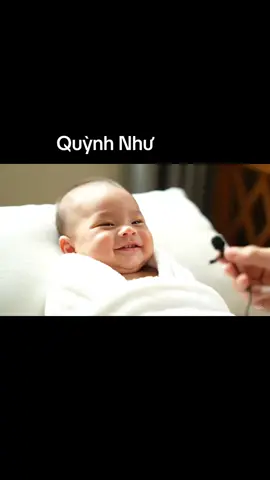 Quỳnh như dễ thương hơn ba mẹ #embetraloiphongvan