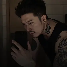 ele ficou tão gostoso nessas fotos| photos @สลิ่มของลุงฮีซุน  #myname #coreanos #choimujin #parkheesoon #fyp 