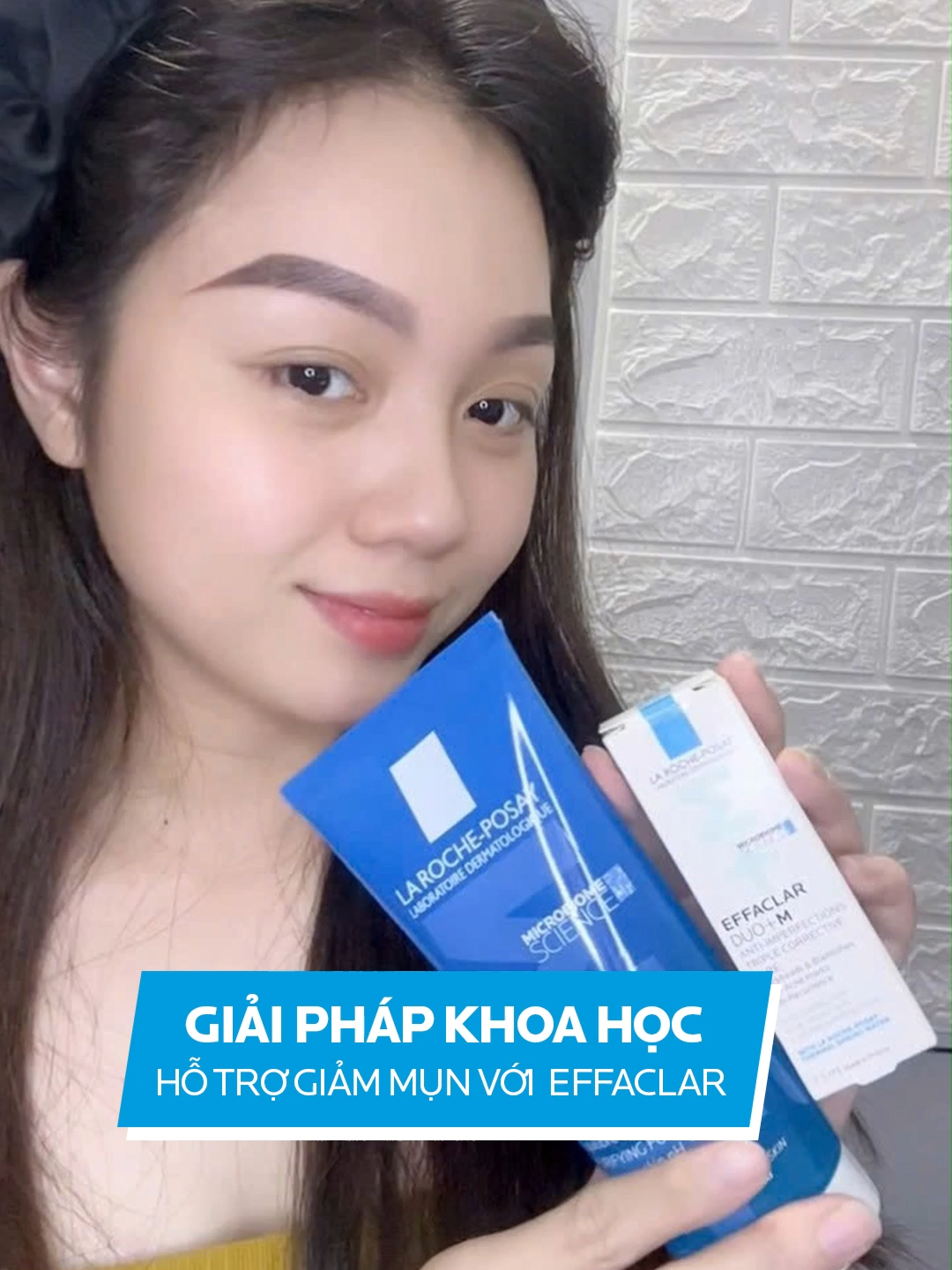 Giải pháp giảm mụn khoa học cùng bộ đôi Effaclar. Với công nghệ Phylobioma độc quyền, giúp ức chế vi khuẩn gây mụn tận gốc và ngăn ngừa mụn tái phát. Ngoài ra còn có chứa thêm các thành phần Niacinamide giúp kháng viêm, kiểm soát dầu nhờn và Procerad hỗ trợ giảm thâm sau mụn #larocheposayvn #Effaclar #giammunnhanhtrong8h #hocchuyengiagiammun #chamsocdamun #mun