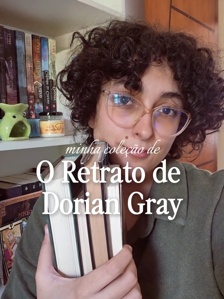 Mostrando um pouco minhas coleção de um dos meus livros favoritos: O Retrato de Dorian Gray, do Oscar Wilde 📚✨️ #oscarwilde #doriangray #benbarnes #literatura #literaturaclasica 