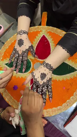 #khawarmehndidesigner 