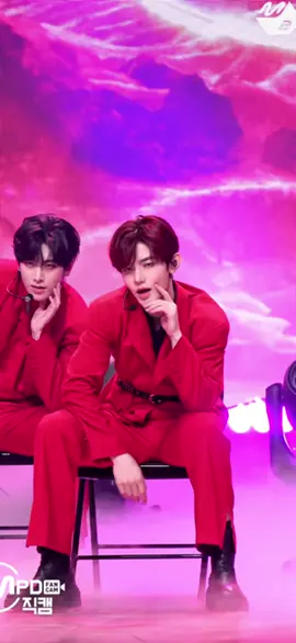 mカのlovesick game のチッケムがよすぎた՞˶ෆ . ෆ˶ ՞ 立ってるジャンハオも好きだけど座ってるジャンハオが刺さりすぎた💘lovesickです、、 @mnet_tiktok_official @ZEROBASEONE #ZEROBASEONE #ZB1 #lovesickgame #zhanghao #장하오 