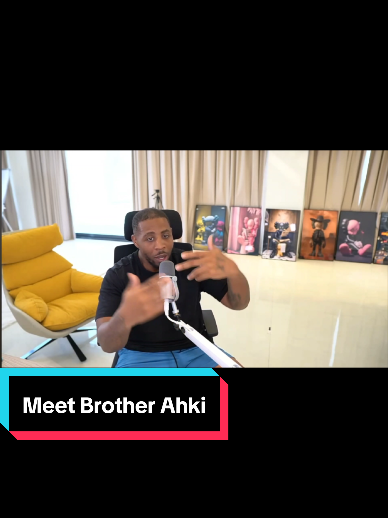 Brother Ahki 🤣 #ahki #bouncer #remainrelevant #streamers #banter 