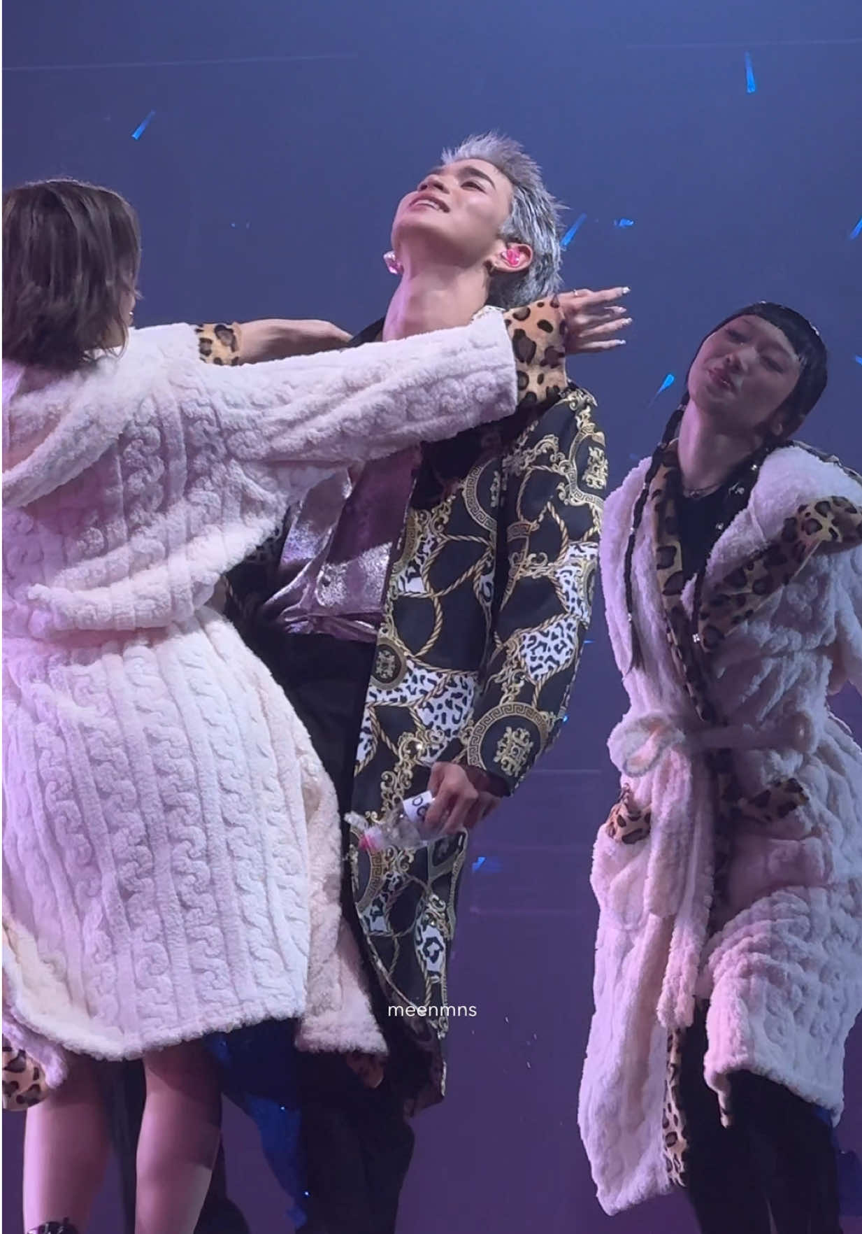 ตุวจี้ดตึกอโศก😜❤️‍🔥 @Fourth  #Fourthnattawat #โฟร์ทณัฐวรรธน์ #GFAWAKEConcert #GFAWAKEConcertD1 #GFAWAKEConcertD2 