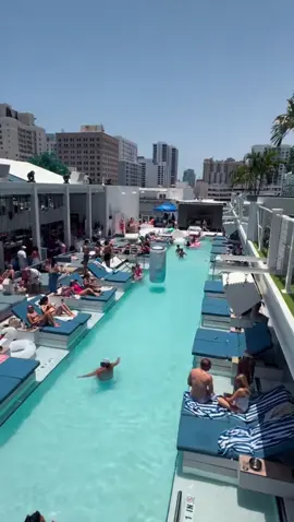 WEST PALMMMM LETS DANCE! 🕺🏻🕺🏻🕺🏻 Tag a friend you wanna dance with!!  SOO excited to be teaching a beginner friendly shuffle dance class THIS SATURDAY 10am at Top of the Rox new rooftop in west palm! & we can stay and enjoy the views after too! Link in bio for tix!  #westpalmevents #shuffletutorial #westpalm #westpalmbeachflorida #shuffledance 