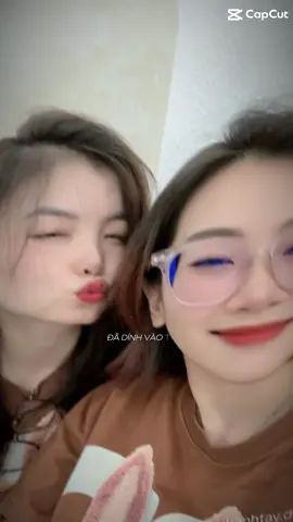 @Thanh Hương nghe chưa mài Đã dính vào t rồi nhẹ thì nghi.ện Nặng thì 1 đời k quên 🤣🤣🤣🤣 #trending #capcut #cucvang #bestfriend #hoichiem 