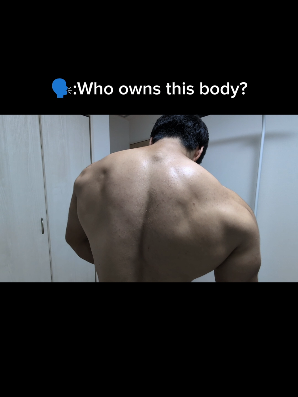 Who owns this body???🫣🖤#gym #Fitness #back #physique #muscle 