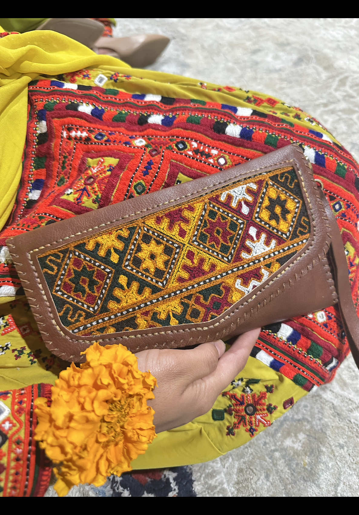 This trend ft my fave Baloch influencers who always uplift and support each other and the community @straw @Hossinzehi #baloch #balochi #fyp #community 