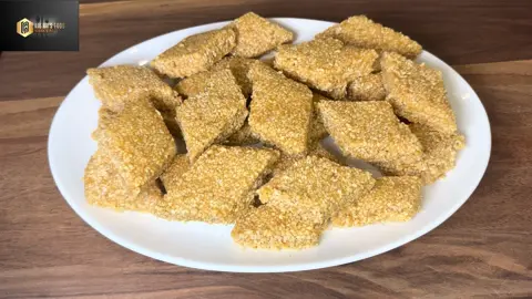 Kashata za ufuta/ sesame candy  Mahitaji/ ingredients  Ufuta 500g/ sesame 500g Sukari 1¹/² cup/ sugari 1¹/² cup Mafuta kijiko 1 kikubwa / oil 1 tbsp #creatorsearchinsights #foreveryone #aishasfood #sesamecandy #kashatazaufuta 