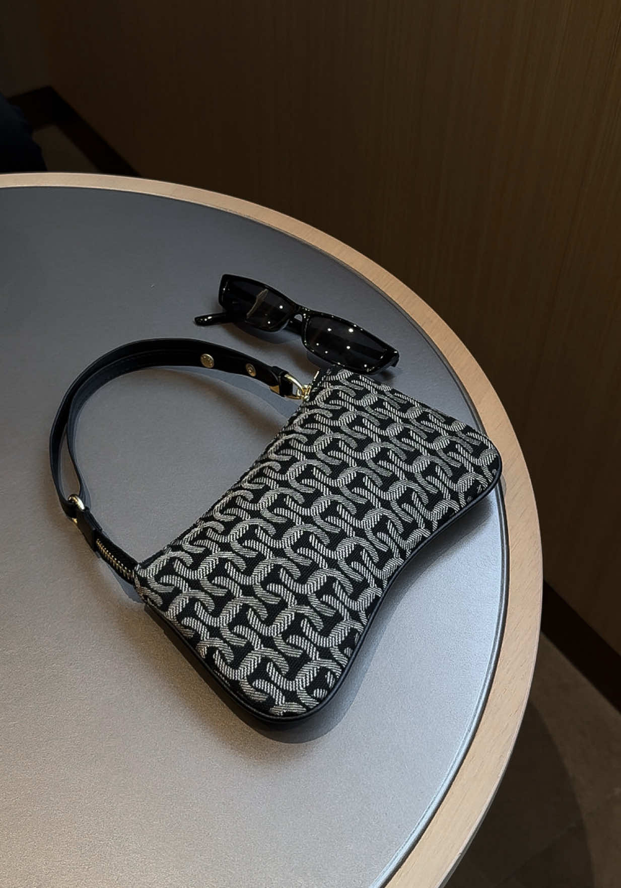 siyess cakap comelll dooh 🫶🏻✨                                                  #handbag #bagforwomen #handbagtiktok #handbagmurah #handbagwanita 