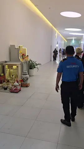 Xả suộc cô Sahara @hansara.official tại buổi Party Listening của @LAMOON  hôm nay nho #hansara #lamoon #exsh #emxinhsayhi 