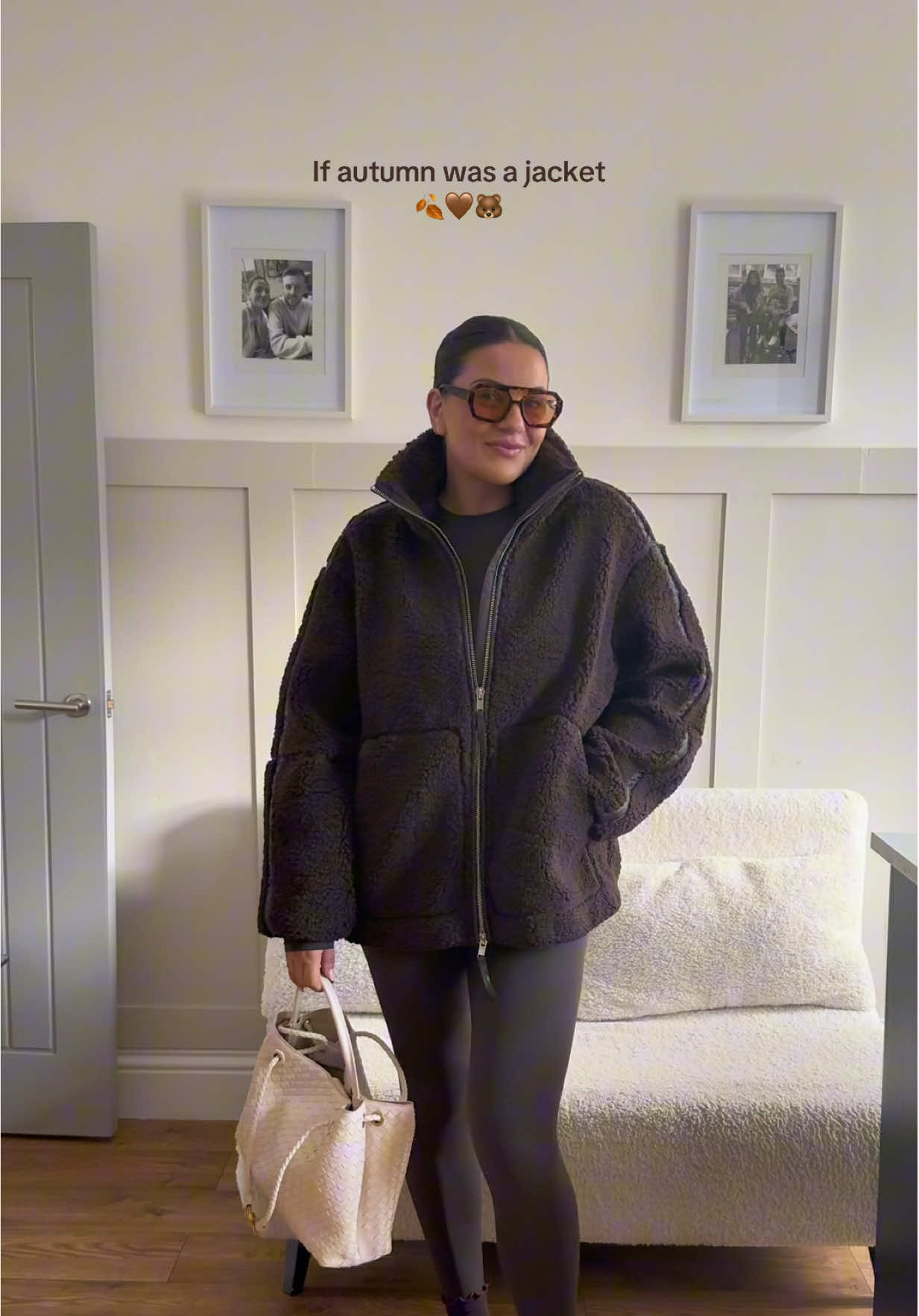 SO COSY!! 🤎🐻🍂 linked on LTK in bio ✨  #autumn #fleecejacket #browntones #cosyseason 