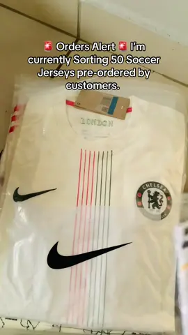 🚨 Alert🚨 I’m currently sorting pre-ordered Jerseys. #soccertiktok #foryoupage #explore #viral #supplier 