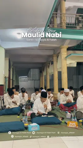 Maulid Nabi #tsuroyya_alfalah #alfalahputriploso #maulidnabi #fypage #santri 