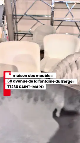 Super offre ! Chaises en déstockage à 49€ seulement à partir de 4 pièces Sauf les chaises Leon et Bergamo à 69€  Dépêche-toi, stock limité ! #bonplan #offre #destockage #chaise #maisondesmeubles 
