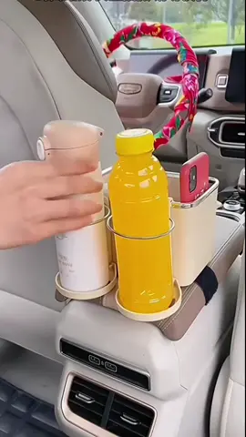 У автомобилистов всё под рукой 😉