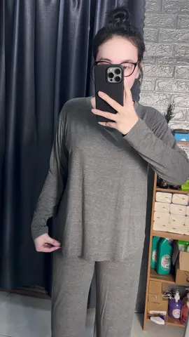 Bộ tay dài vải lụa lạnh mát thoải mái lắm chị em ơi #hientrancao #bodotaydai #xuhuong 