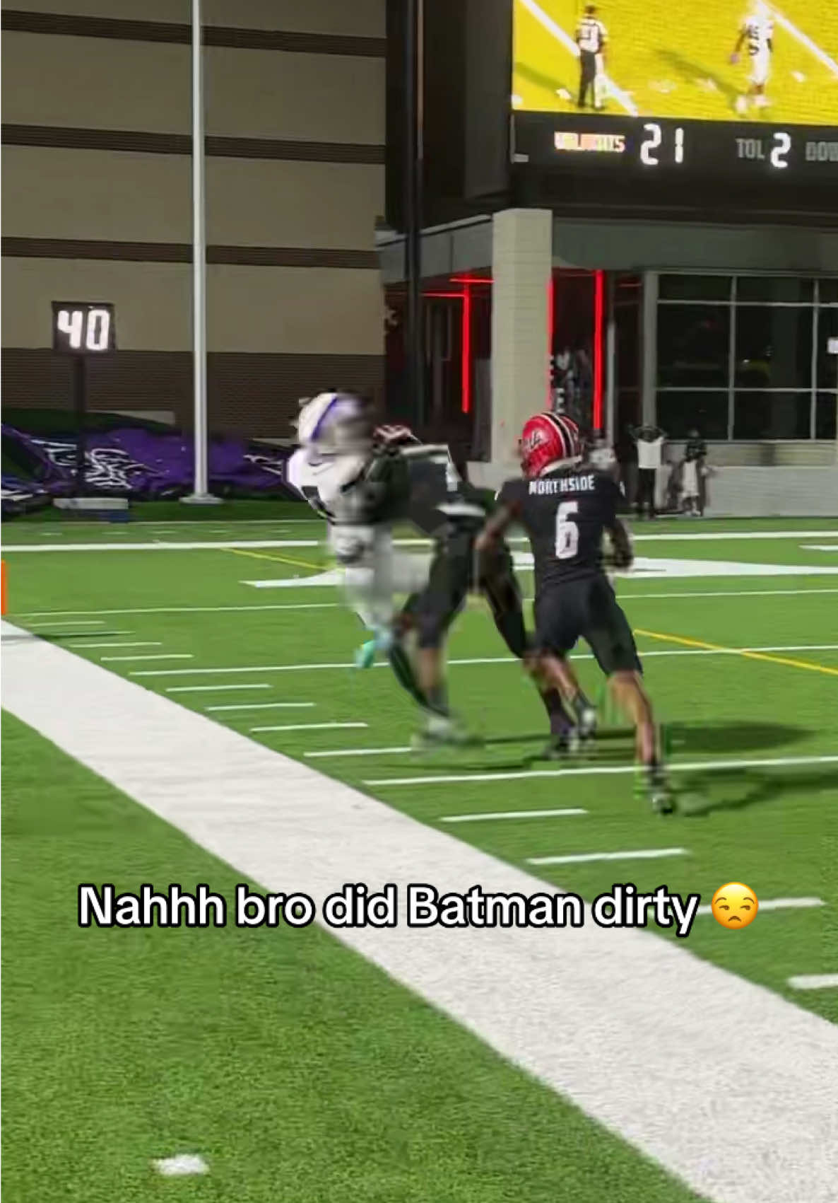 Jermaine ate that hit tho 🤷‍♂️ @Batman!🦇 #jermainebishopjr #bighit #illegal #wtf #penalty 