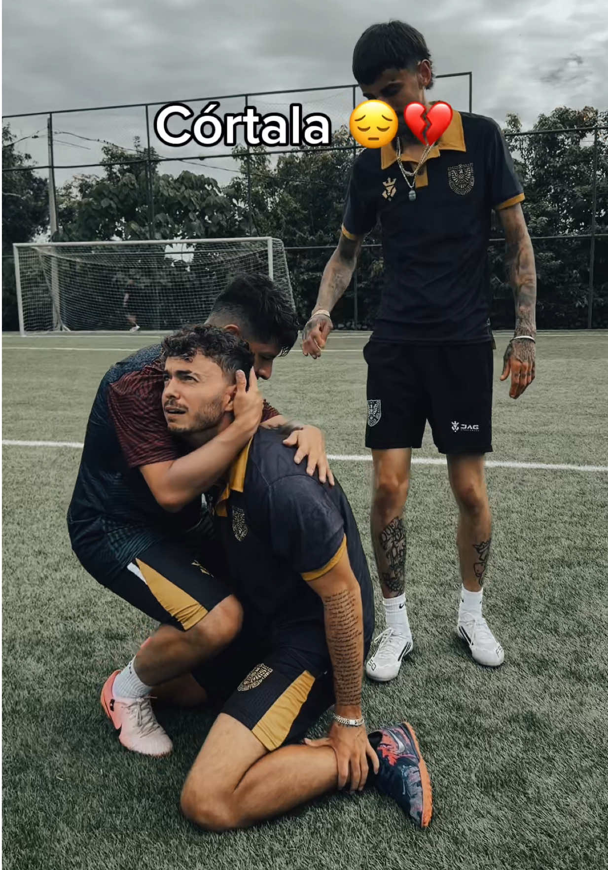 No quiero, no se lo merece banda 😔