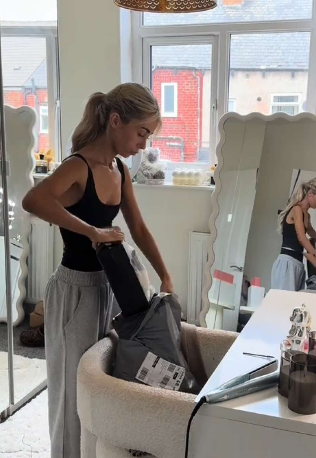 Honesty is the best policy right?🤣 Clean with me hehe