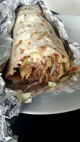 It’s sooo good #kebabs #kebabroll #fyp #FoodTok #hungry  
