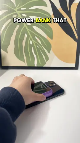 Magnetic power bank charger #powerbank #wirelesscharger #videowave #iphonecharger #magneticcharger 