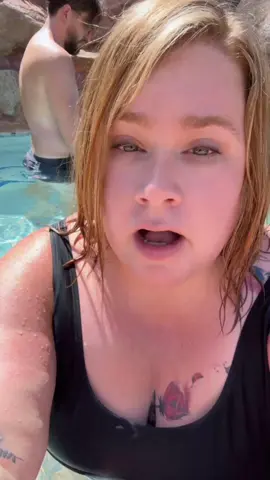 Tried aqua fitness yet? You should! #fyp #aquafitness #vegasfitness #lowinpactworkout #shockwaveaquafitness 