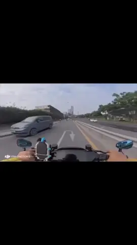 Annarella vi raccomanda di mettere il casco!❤️ 💪🏻Grifone…100% Terrone!